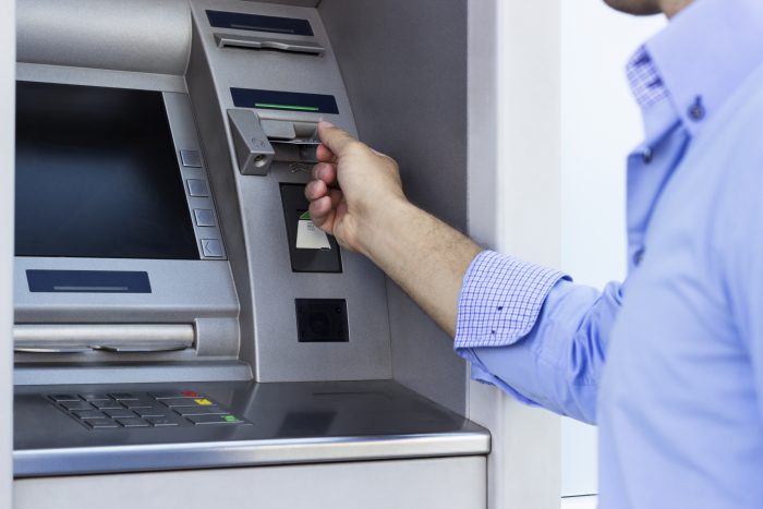 Tips on Avoiding Theft At The ATM Machine